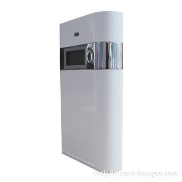 Power Bank with 11,200mAh Capacity and 23.5 x 81 x 120mm Size